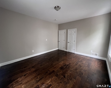 52 Admiral Street - Photo Thumbnail 24