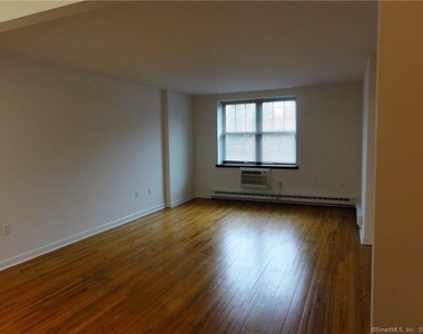 500 Newfield Avenue - Photo Thumbnail 3