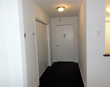 500 Newfield Avenue - Photo Thumbnail 1