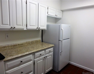 500 Newfield Avenue - Photo Thumbnail 4