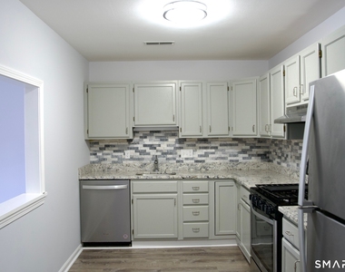 97 River Street - Photo Thumbnail 7
