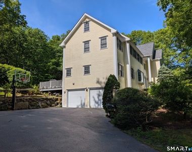 12 Carriage Hill Road - Photo Thumbnail 1