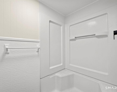 106 River Road - Photo Thumbnail 8