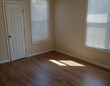 48 Prospect Street - Photo Thumbnail 10
