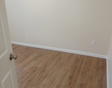 48 Prospect Street - Photo Thumbnail 11
