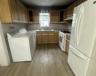 402 Church Street - Photo Thumbnail 8
