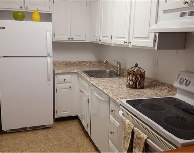 500 Newfield Avenue - Photo Thumbnail 7