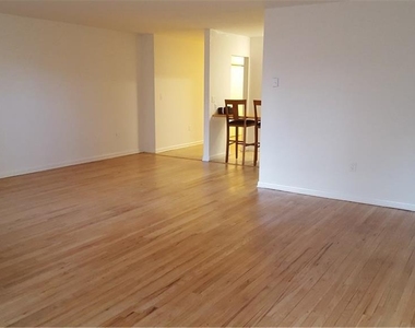 500 Newfield Avenue - Photo Thumbnail 4