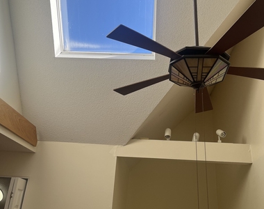 896 Quinnipiac Avenue - Photo Thumbnail 19