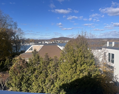 896 Quinnipiac Avenue - Photo Thumbnail 28