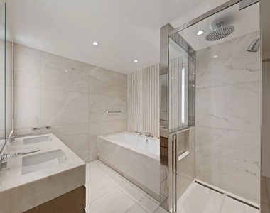 Copy of 635 West 59th Street, Unit 3302 - Photo Thumbnail 3