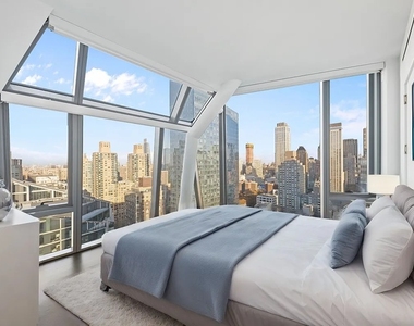 Copy of 635 West 59th Street, Unit 3302 - Photo Thumbnail 1