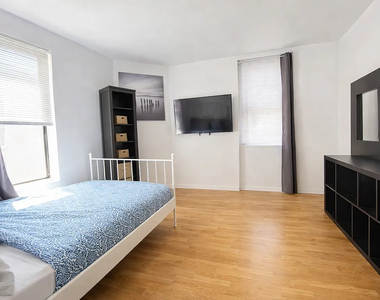 156 East 117th Street - Photo Thumbnail 3