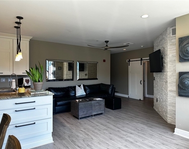 151 Fort Pitt Blvd - Photo Thumbnail 8