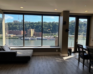 151 Fort Pitt Blvd - Photo Thumbnail 1