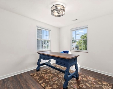 327 Chestnut St - Photo Thumbnail 8
