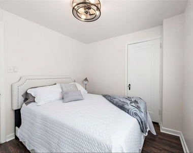 327 Chestnut St - Photo Thumbnail 7