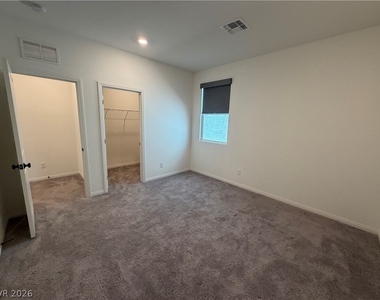 8030 Minavalle Avenue - Photo Thumbnail 10