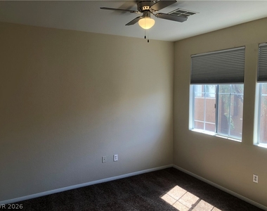 10220 Delray Beach Avenue - Photo Thumbnail 5
