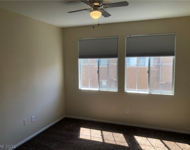 10220 Delray Beach Avenue - Photo Thumbnail 6