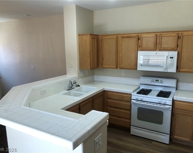 10220 Delray Beach Avenue - Photo Thumbnail 14