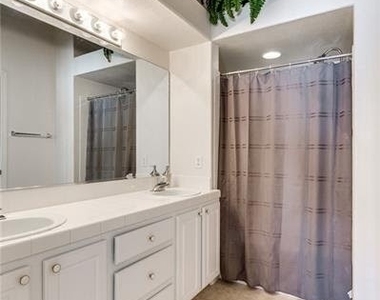 5272 Island Chain Road - Photo Thumbnail 7
