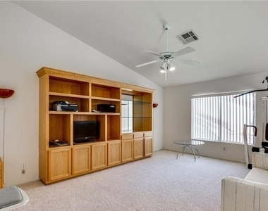 5272 Island Chain Road - Photo Thumbnail 9