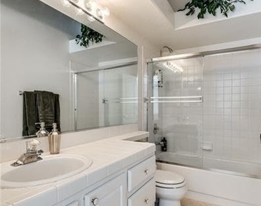 5272 Island Chain Road - Photo Thumbnail 17