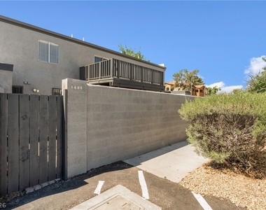 1406 N Jones Boulevard - Photo Thumbnail 31