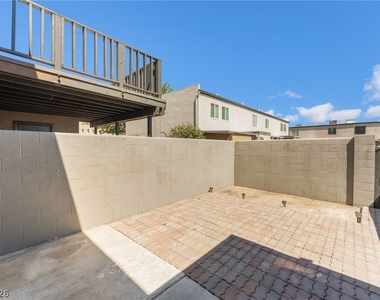 1406 N Jones Boulevard - Photo Thumbnail 27