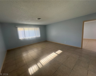 4420 Del Monte Avenue - Photo Thumbnail 9