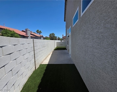 2275 Ramsgate Drive - Photo Thumbnail 9