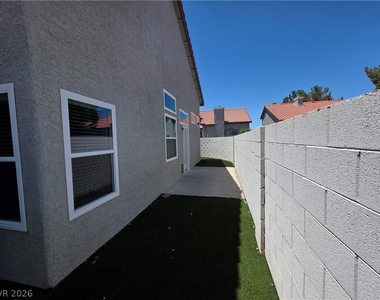 2275 Ramsgate Drive - Photo Thumbnail 11