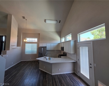 2275 Ramsgate Drive - Photo Thumbnail 31