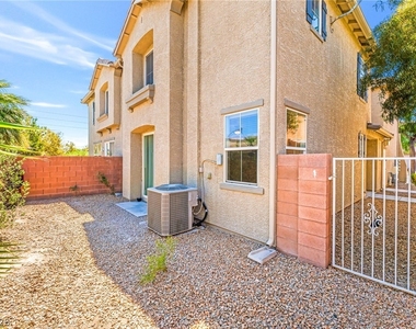 310 Clarence House Avenue - Photo Thumbnail 4
