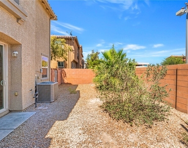 310 Clarence House Avenue - Photo Thumbnail 5