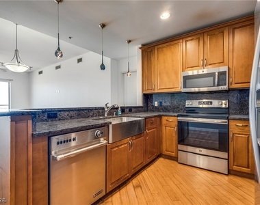 8255 Las Vegas Boulevard - Photo Thumbnail 6