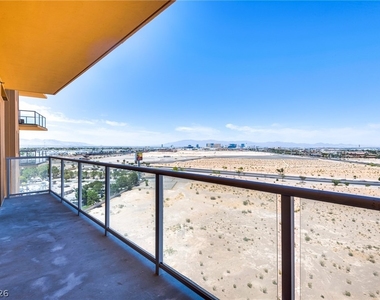 8255 Las Vegas Boulevard - Photo Thumbnail 20