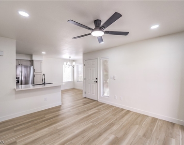 3425 E Russell Road - Photo Thumbnail 6