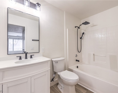 3425 E Russell Road - Photo Thumbnail 17