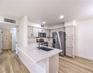 3425 E Russell Road - Photo Thumbnail 10