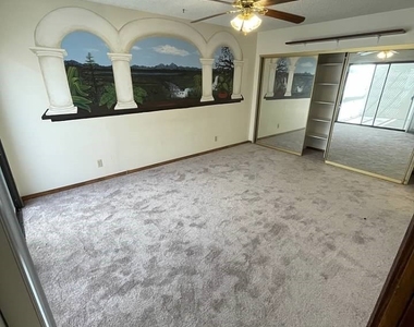 600 Woodmount Drive - Photo Thumbnail 17