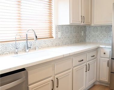 10808 Wallflower Avenue - Photo Thumbnail 63