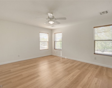 10808 Wallflower Avenue - Photo Thumbnail 26