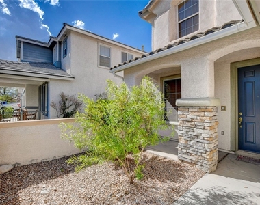 10808 Wallflower Avenue - Photo Thumbnail 3
