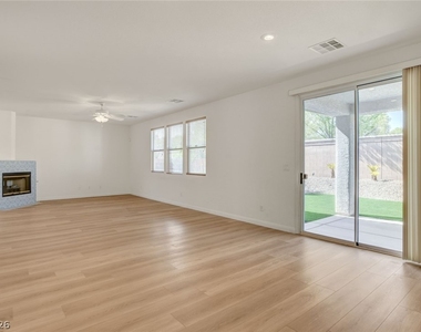 10808 Wallflower Avenue - Photo Thumbnail 10