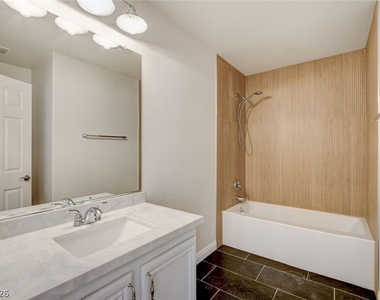 10808 Wallflower Avenue - Photo Thumbnail 41