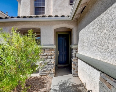 10808 Wallflower Avenue - Photo Thumbnail 4