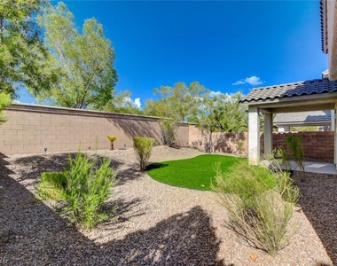10808 Wallflower Avenue - Photo Thumbnail 52