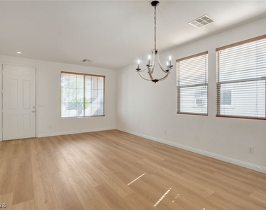 10808 Wallflower Avenue - Photo Thumbnail 18